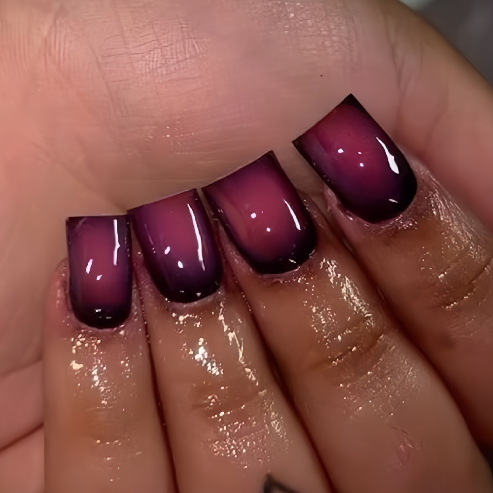 Nail Art Flower - Kurze, quadratische Kunstnägel für Damen, Farbverlauf