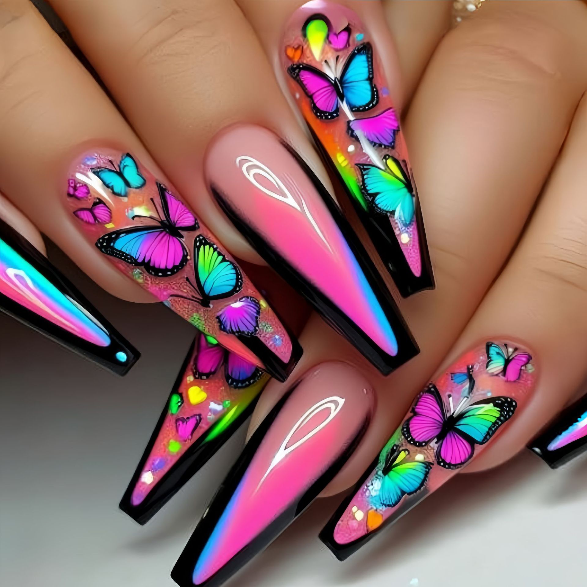 Kurze, mittellange künstliche  – Nail Art Wedding Bewertung und Preis